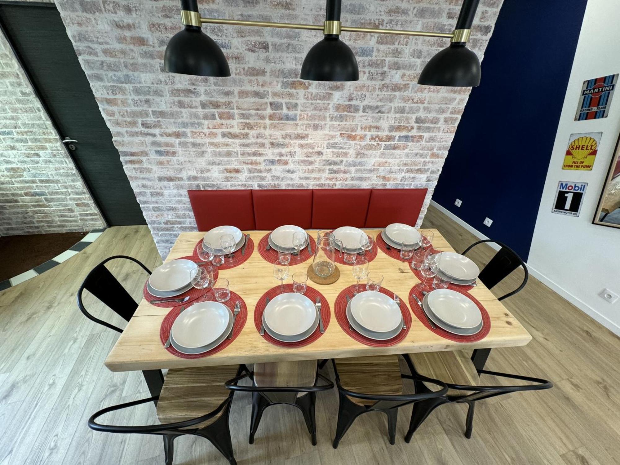 Hébergement de vacances 24h Legend - House 10 People With Private Terrace Le Mans