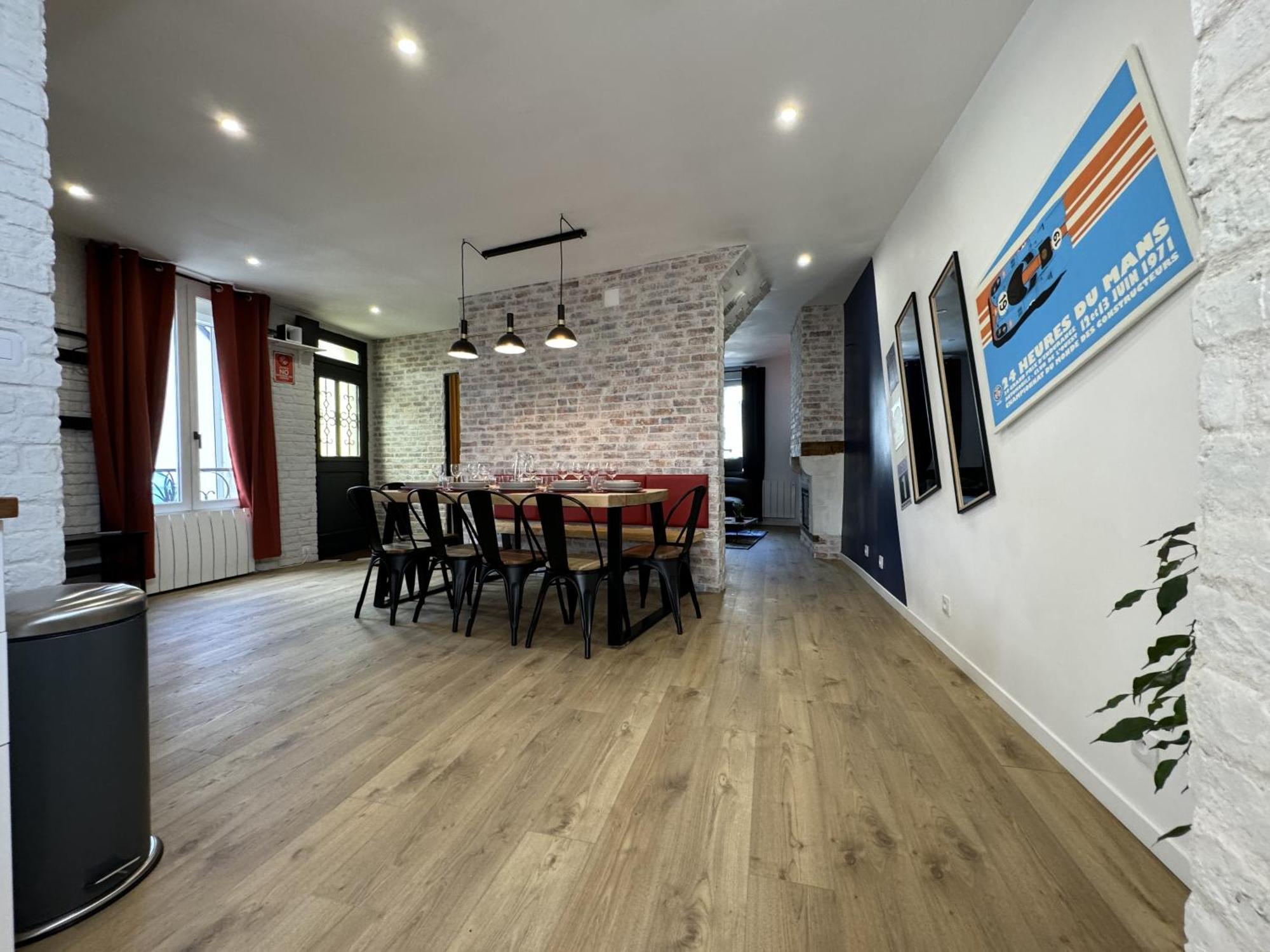 24h Legend - House 10 People With Private Terrace